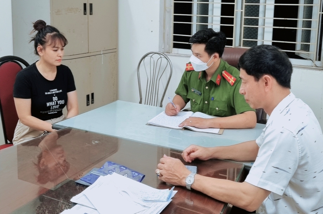 Bắt quả tang đối tượng bán lô, đề trên đường Trạng Trình, phường Phan Bội Châu (Hồng Bàng)